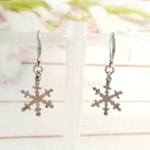 P 925 Sterling Silver Snowflake Dangle Drop Earrings Hook Signed Jewelry Lot